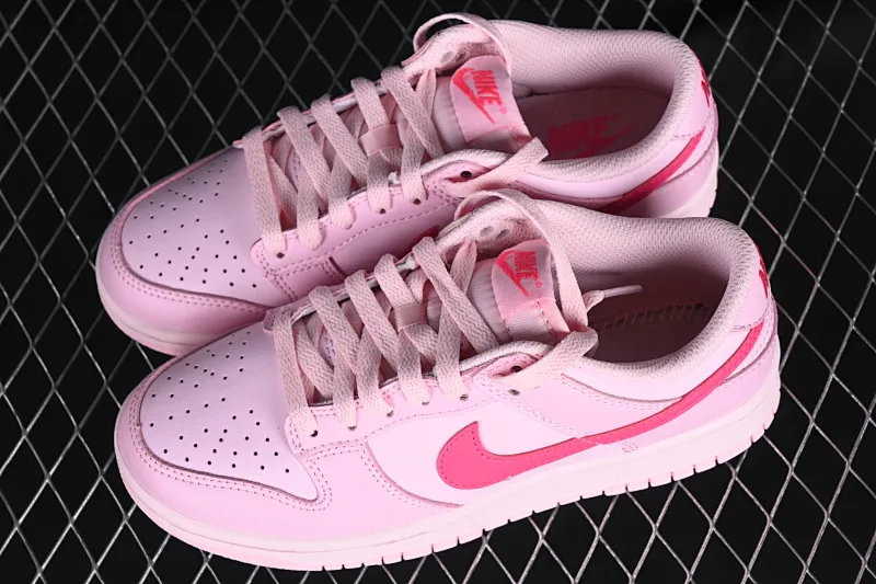 All Categories Nk SB Dunk Series Nk SB Dunk Low Low-top sneakers Cost-effective version Nk Dunk Low Pink SB low-top sports and leisure sneakers DH9756-600